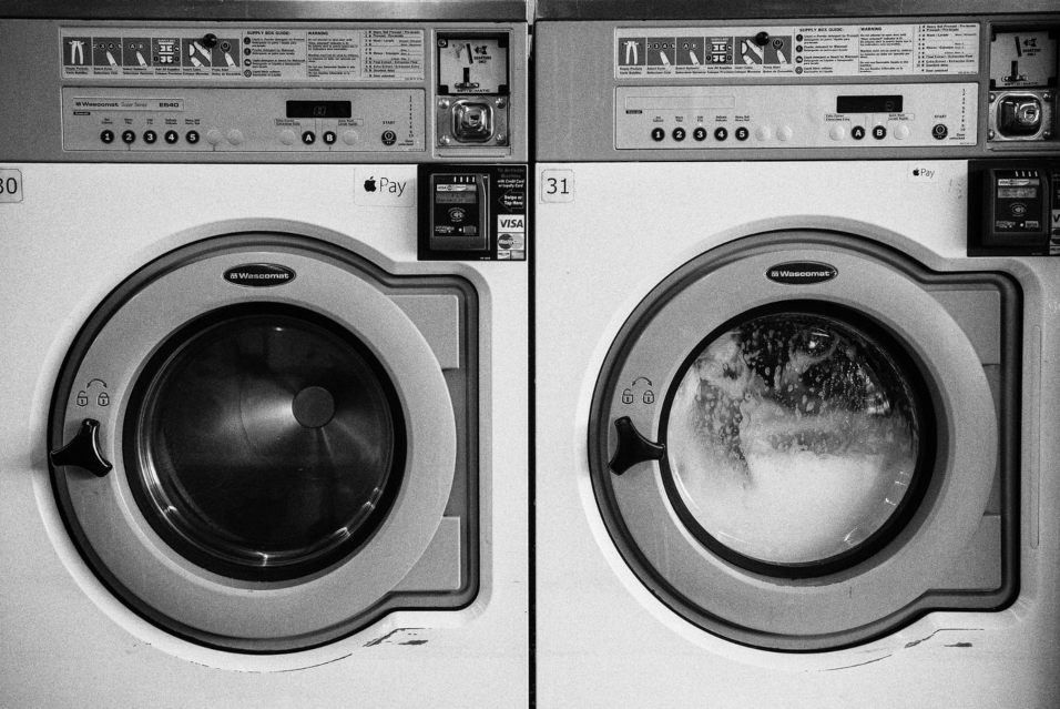 dos lavadoras juntas
