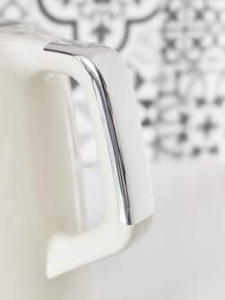 HERVIDOR MOULINEX BY320A SOLEIL 1,7L 2400W CREMA