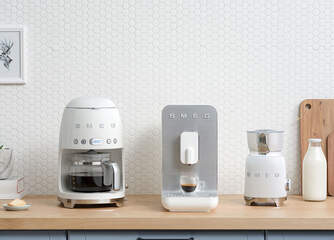 CAFET. SMEG BCC11WHMEU AUTOMATICA 19B 1350W BCA