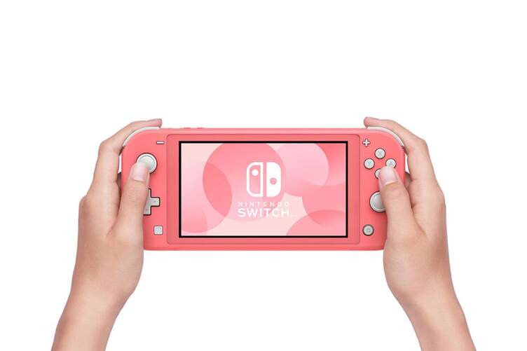 Nintendo Switch Lite Coral - 5.5", 32GB, Wifi, BT 4.4, USB-C