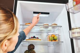 FRICOM. CANDY CNCQ2T620EB 205x60 NF NEGRO