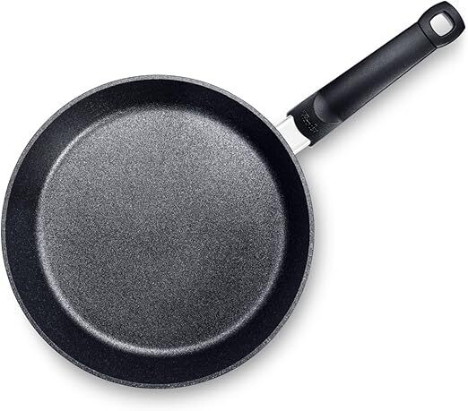 Sart&eacute;n Fissler Adamant Comfort - 28 cm, Aluminio, Negro