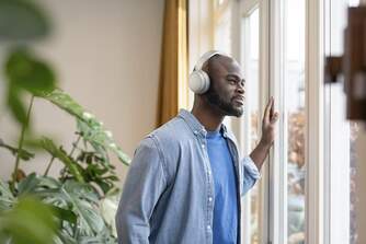 AURICULARES PHILIPS TAH5209WT BT DIADEMA HASTA 65H