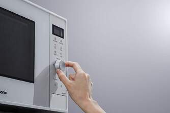 MICR. PANASONIC NNGD34HWSUG 23L GR INV BLANCO