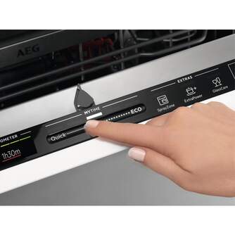 LVJ. AEG FSB53907Z  3%%%#170; BAN INTEGRABLE BLANCO