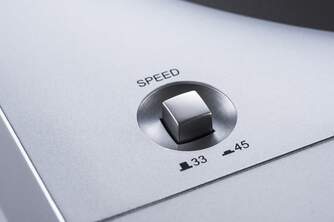 GIRADISCOS DENON DP29 SILVER D990