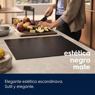 ENCIM. ELECTROLUX EIT61336CT 3F INDUC 32CM SAPHIR