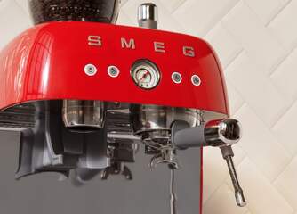 CAFET. SMEG EGF03RDEU MOLIN 20B 1650W EXPRESS ROJA