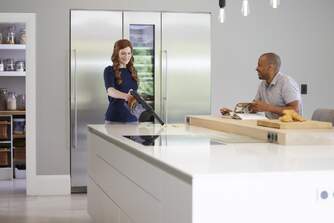 ASPI. ESCOBA SHARK IZ300EU 25,2V 2CEP.GIR.