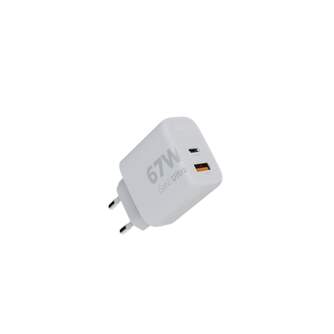 CARGADOR UNIVER XTROM ULTRA ESSENTIAL 67W GAN2