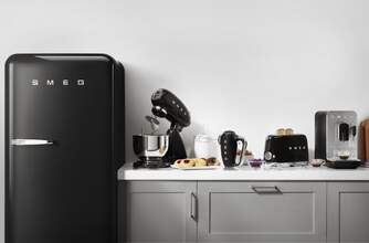 CAFET. SMEG BCC11BLMEU AUTOMATICA 19B 1350W NGRA