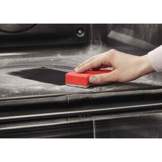 Horno Pirolítico AEG BPE555320M | A+, 71L, 10 Funciones