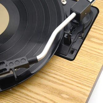 TOCADISCOS AIWA GBTUR200WD MADERA BT FM ALTAVOCES