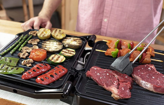 GRILLS