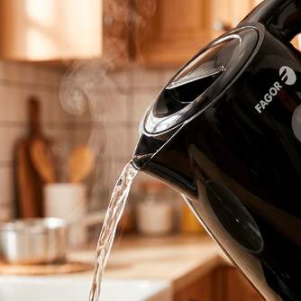 HERVIDOR FAGOR  TEYA NOIR 2200W 1L 