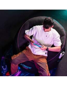 PUFF WOXTER STINGER GAMING BLACK %%%amp; GOLDEN