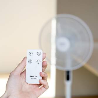 VENTILADOR PIE TAURUS ICE BRISE 40CM 3EN1 BCO TIMR