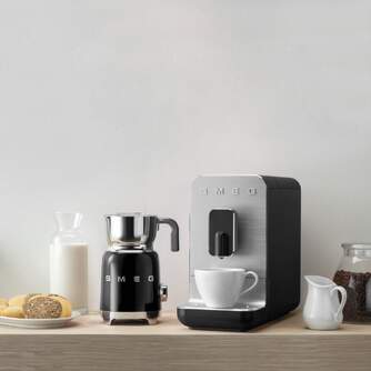 CAFET. SMEG BCC11BLMEU AUTOMATICA 19B 1350W NGRA