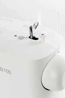 MAQUINA COSER SINGER M2105 8P OJAL AUTOMATICOM