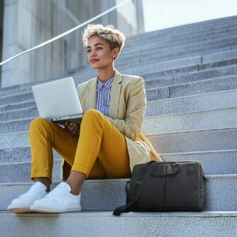 MALETIN HAMA GENUA PORTATIL 15,6%%%quot; NEGRO