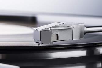 GIRADISCOS DENON DP29 SILVER D990