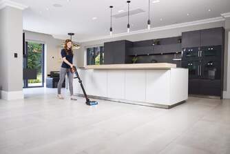 ASPI. ESCOBA SHARK IZ300EU 25,2V 2CEP.GIR.