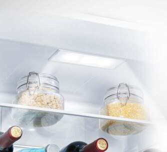 FRICOM. HISENSE RB440N4CCB 202x60x58 NF INOX