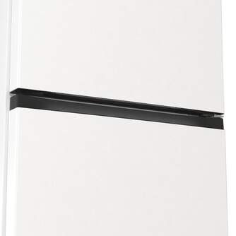 FRICOM. HISENSE RB390N4CW10 186x60 BCO