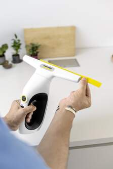 LIMPIACRISTALES KARCHER WV 2 UNIVERSAL PRECISION