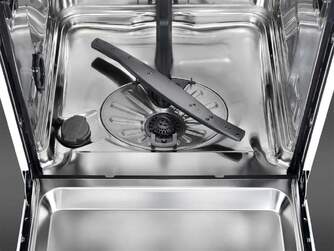 LVJ. AEG FSB32610Z 13SERV 60CM INT