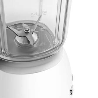 BATID. VASO SMEG BLF03WHEU 800W 1,5L BCO