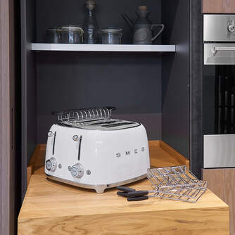 TOST. SMEG TSF03WHEU 4R BLANCO 2000W