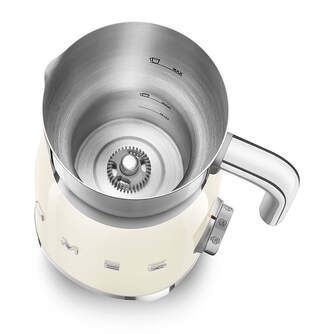 ESPUMADOR LECHE SMEG MFF11CREU 500W CREMA
