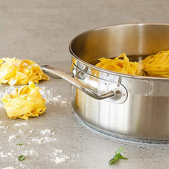 CACEROLA BRA PROFESIONAL 22CM TAPA INOX