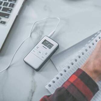 RADIO BOLSILLO SANGEAN DT-140 BLANCO/AZUL FM/AM