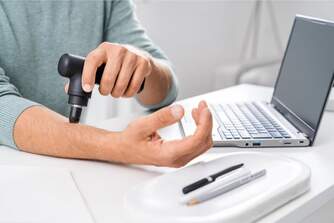 PISTOLA MASAJE BEURER MG79