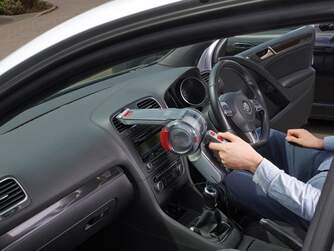 ASPI. MANO BLACK%%%amp;DECKER PV1200AV LITIO 12,5W 30MIN