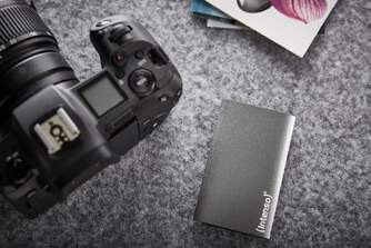 D. DURO SSD INTENSO PREMIUM ED 512GB USB 3.0