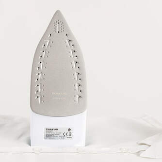 PLANCHA TAURUS BALTIC 2400W GV130 CERAMICA