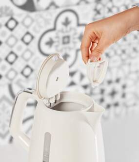 HERVIDOR MOULINEX BY320A SOLEIL 1,7L 2400W CREMA