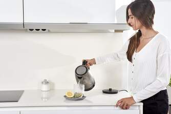 HERVIDOR BLACK%%%amp;DECKER BXKE2201E 1,7L INOX