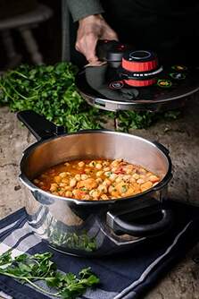 OLLA PRESION RAPID. MONIX SELECTA 4 6L