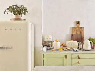 TOST. SMEG TSF03CREU 4R BCA 2000W