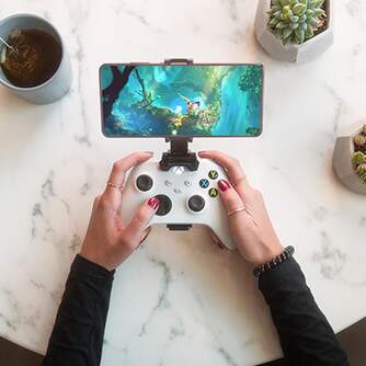 MANDO XBOX ONE WIRELESS ROBOT WHITE