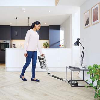 ASPI. ESCOBA SHARK IZ380EUT 21,6V 50MIN ESP.MASCOT