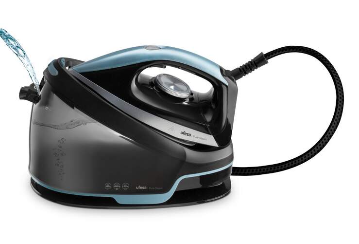 Centro de Planchado Pure Steam Ufesa GV240 - 2400 W, 5,5 bares, Golpe de vapor 240 g/min, Negro