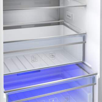 FRICOM. BEKO BCNA306E3SN 193,5x54x54,5 NF  INTEG