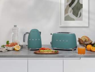 TOST. SMEG TSF01EGMEU 2R CORTO VERDE MATE 950W