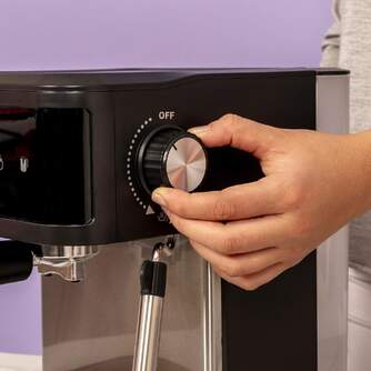 CAFET. SOLAC CE4421 DIGITAL 850W 20B VAPORIZADOR