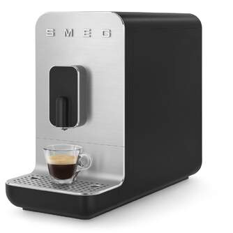 CAFET. SMEG BCC11BLMEU AUTOMATICA 19B 1350W NGRA